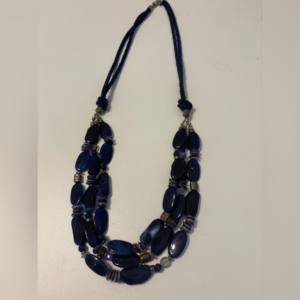 Chic Navy Beaded Necklace